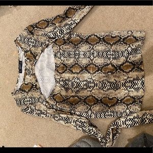 Shein Snake skin Top- Never worn Size L